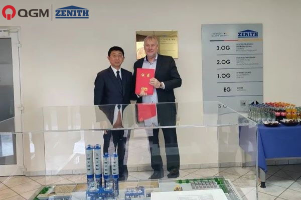 CCPA mbụ ọzụzụ mba ofesi maka ndị injinia na ndị na-ahụ maka teknụzụ ka ewepụtara na Zenith Maschinenfabrik GmbH na Germany.